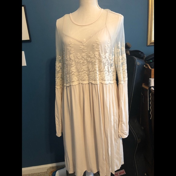 Soprano Dresses & Skirts - Cream dress